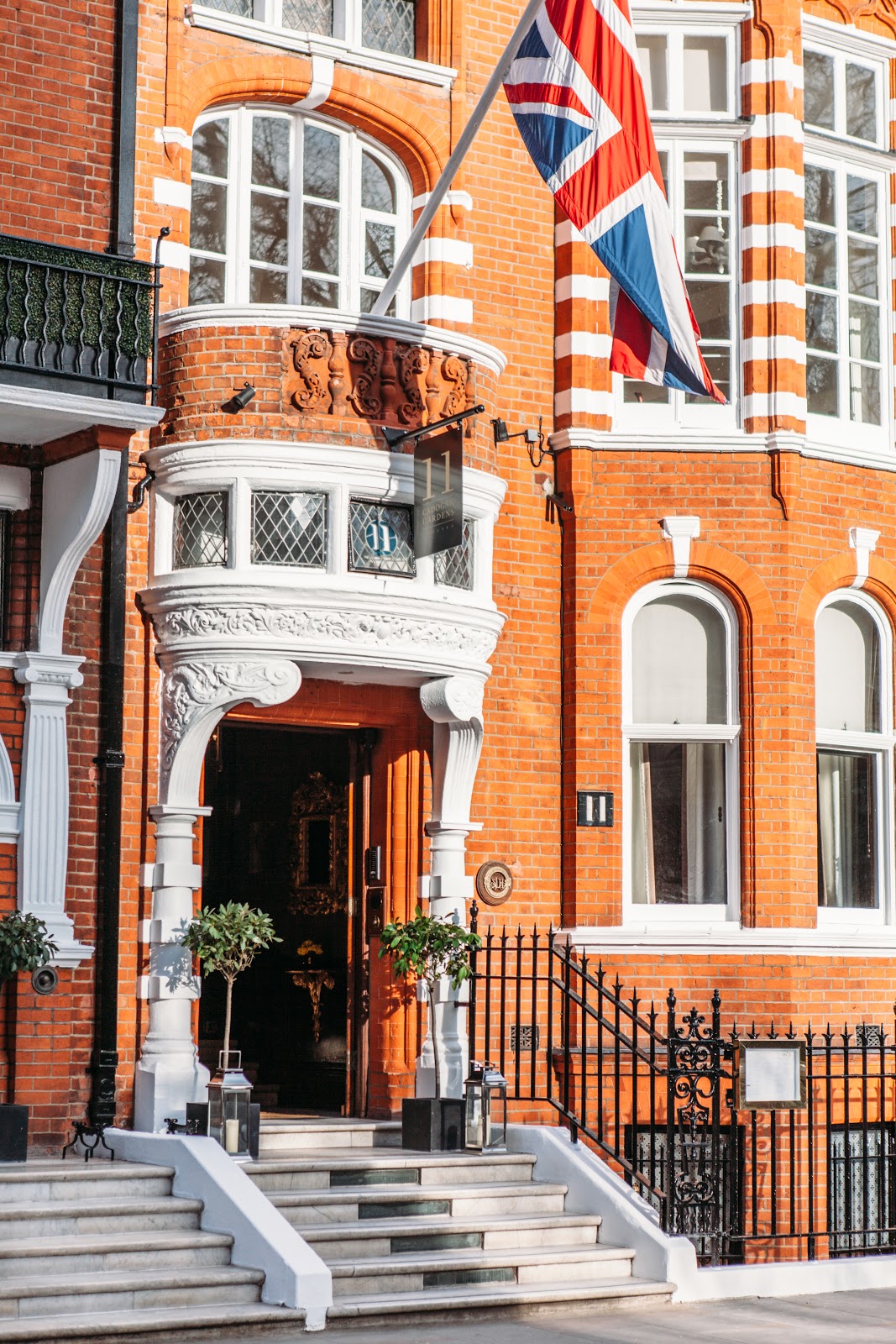 11 Cadogan Gardens
